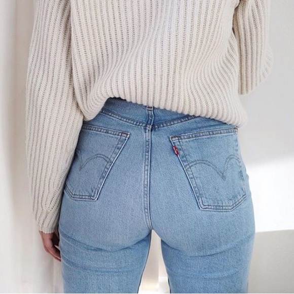 Levi's Denim - 🔥 
RIBCAGE STRAIGHT ANKLE 🔥